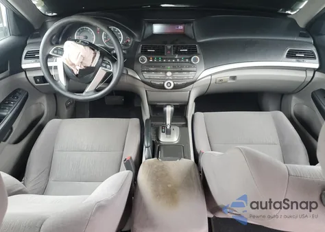 2011 Honda Accord z USA, uszkodzony, nr VIN 1HGCP2F35BA058593